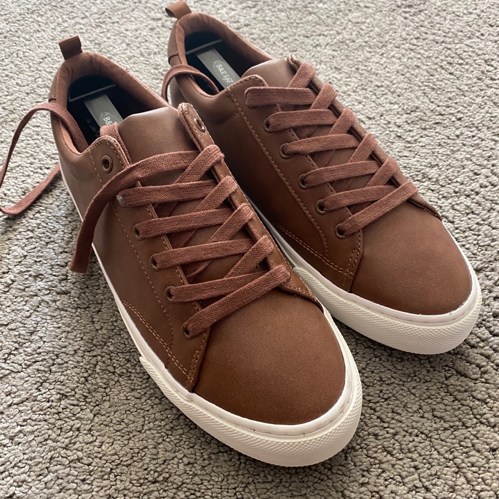 New Mens brown leather sneakers banana republic